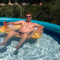 Gay Kontakte mit Luke2874 Basel