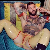 Gay Kontakte mit MasterDerek00 aus Zürich